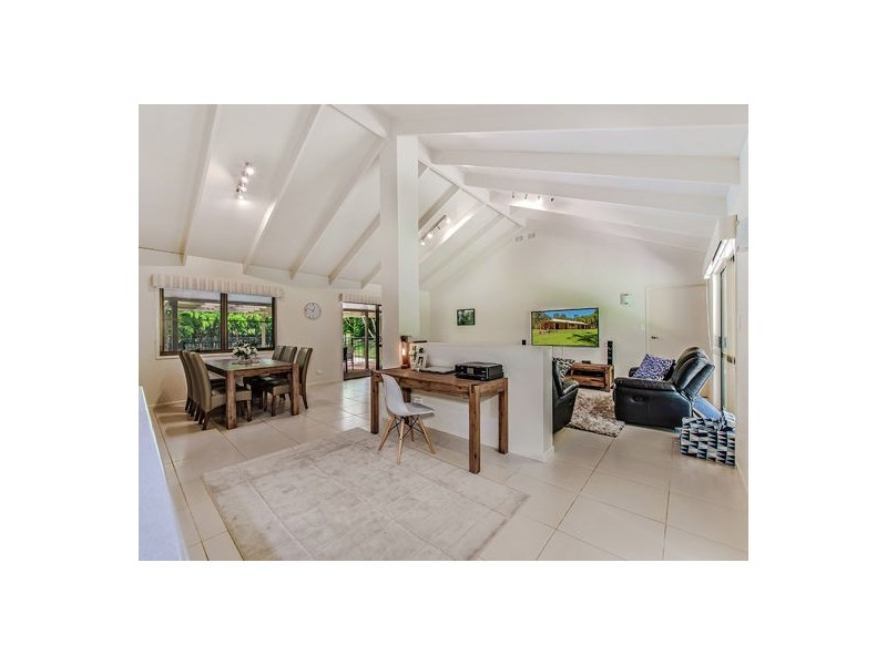 69 Parsons Road, Forest Glen QLD 4556