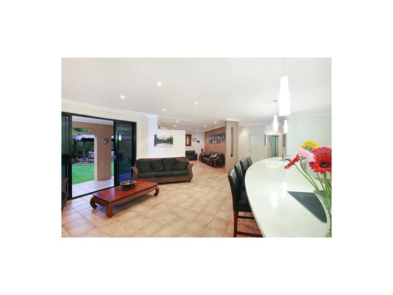 29 Courcheval Tce, Mons QLD 4556