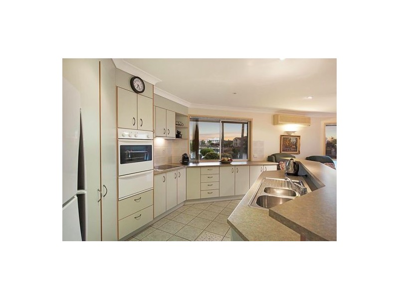 4 Willaroo Court, Wurtulla QLD 4575