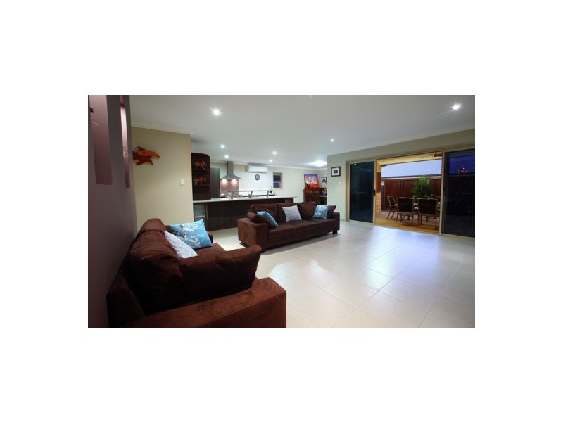 5 Maple Court, Yandina QLD 4561