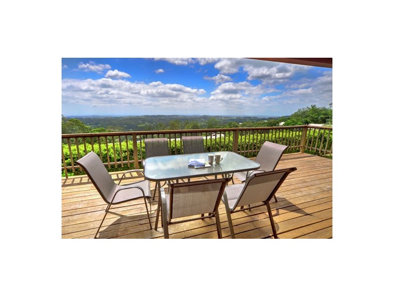 25 Flaxton Drive, Mapleton QLD 4560