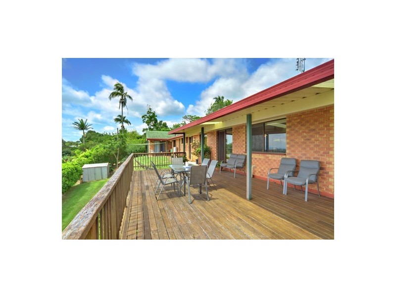 25 Flaxton Drive, Mapleton QLD 4560