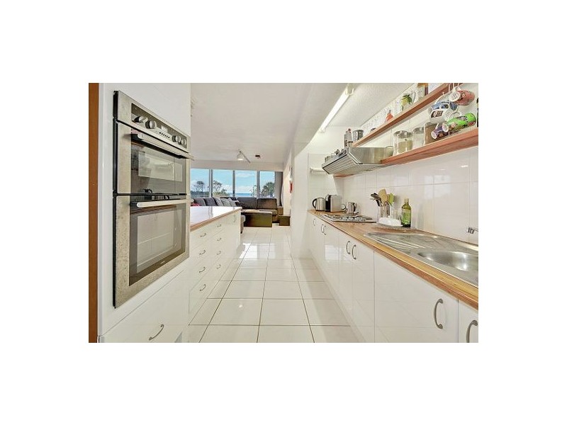 Units1 & 2/4 Marina Walk, Alexandra Headland QLD 4572