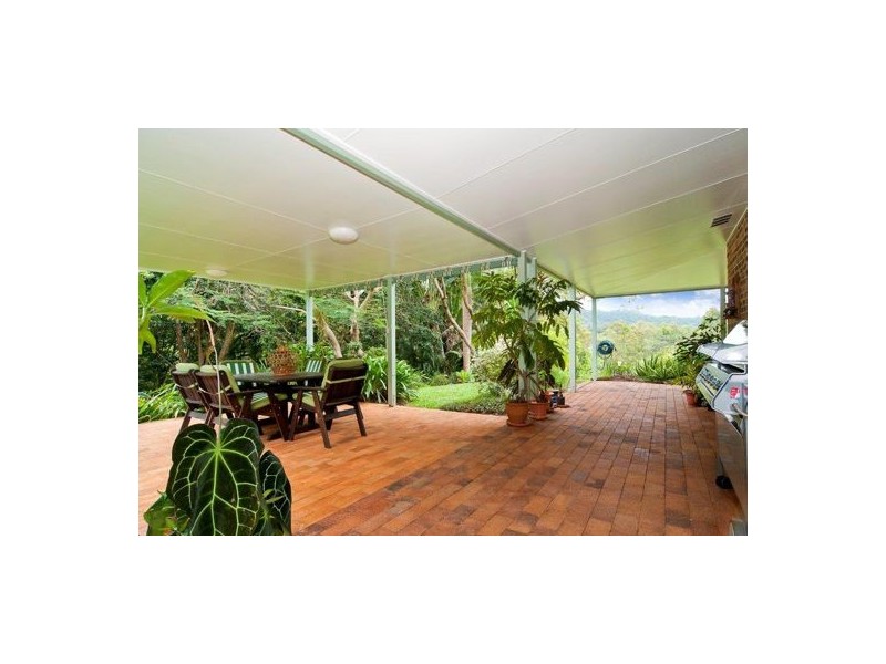 151 Towen Mountain Rd, Towen Mountain QLD 4560