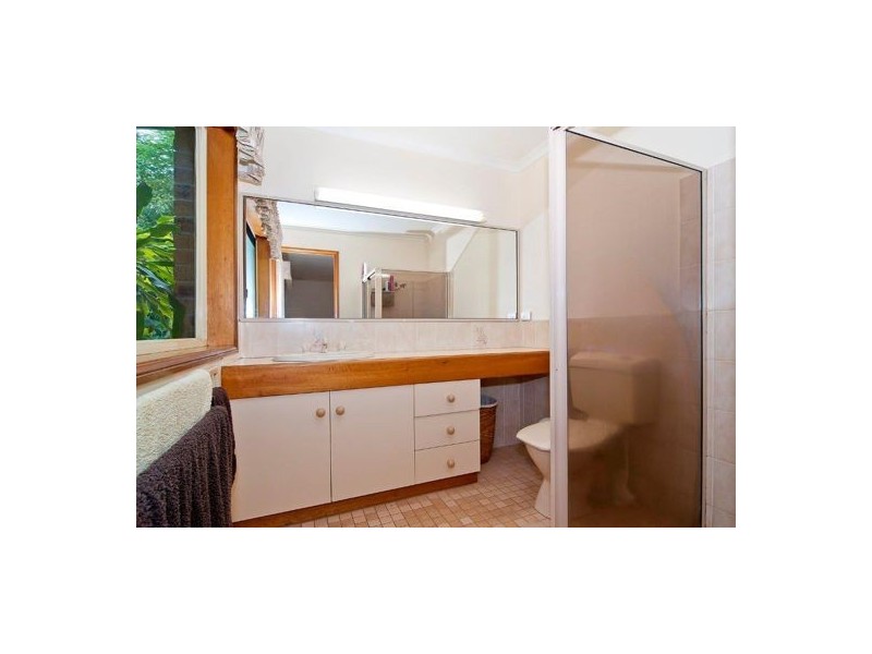 151 Towen Mountain Rd, Towen Mountain QLD 4560