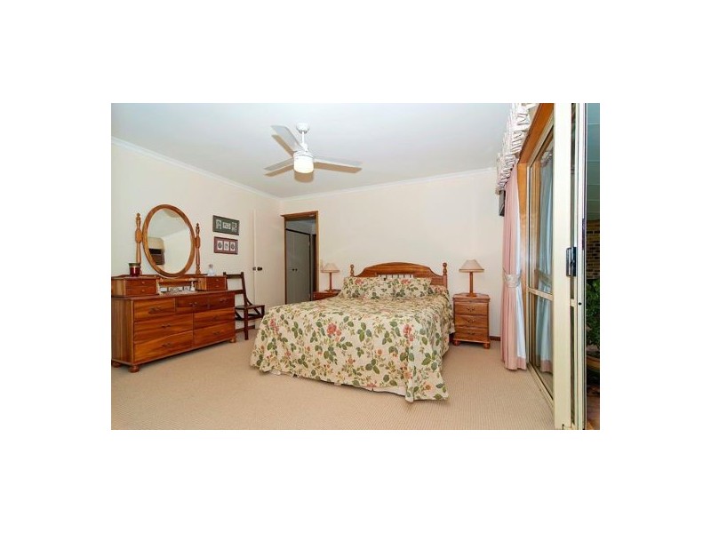 151 Towen Mountain Rd, Towen Mountain QLD 4560