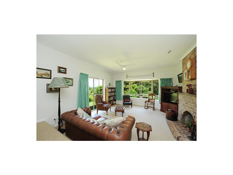 318-324 Upper Rosemount Road, Rosemount QLD 4560