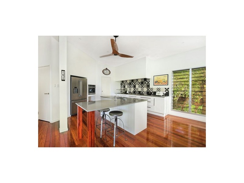 563 Petrie Creek Rd, Rosemount QLD 4560