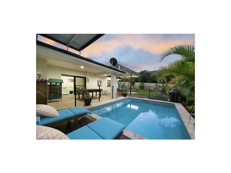 54 Petigrain Avenue, Palmwoods QLD 4555