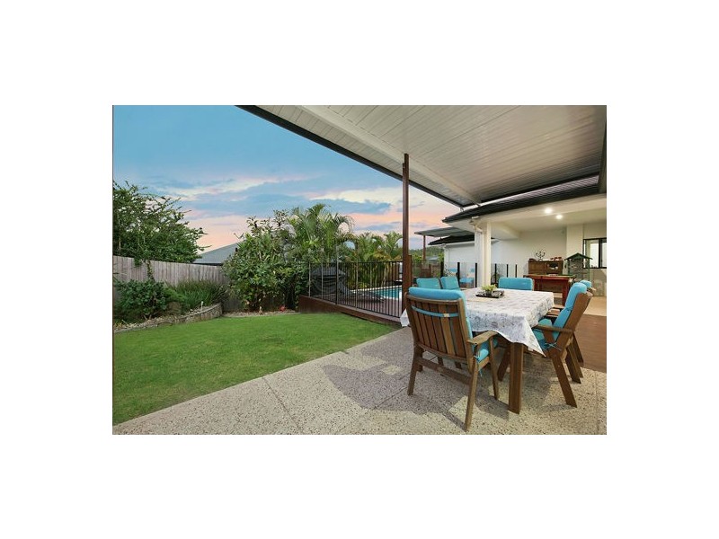 54 Petigrain Avenue, Palmwoods QLD 4555