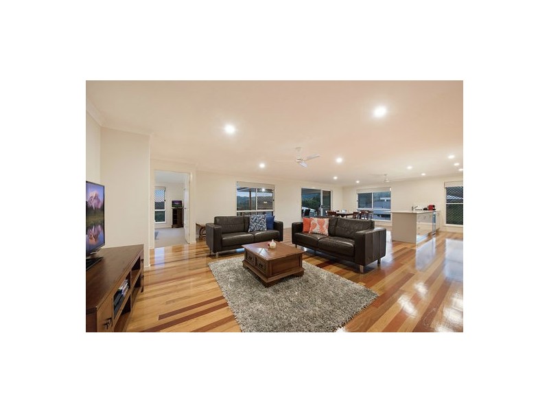5-7 Tramline Rise, Burnside QLD 4560