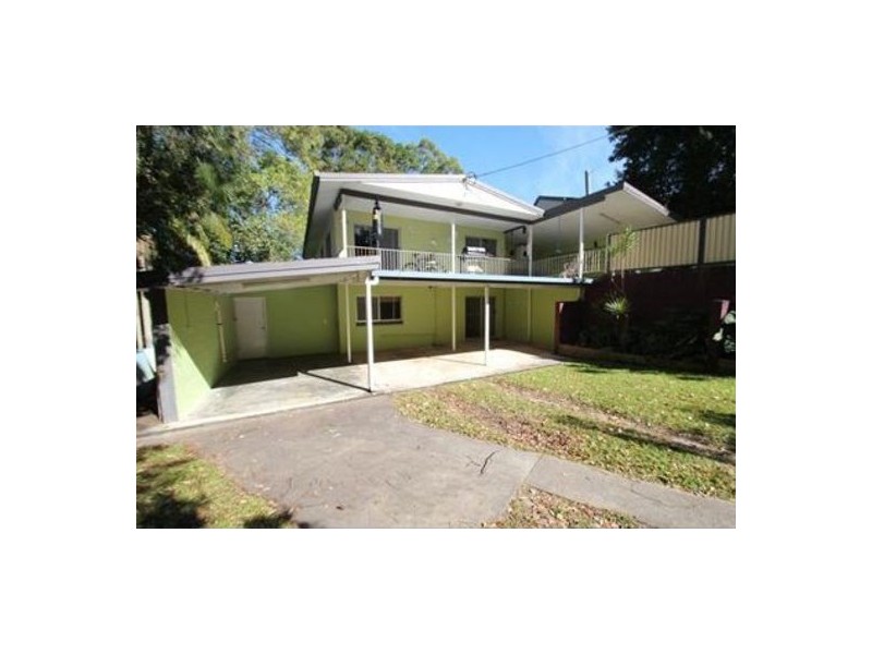 14 Rifle Range Rd, Nambour QLD 4560