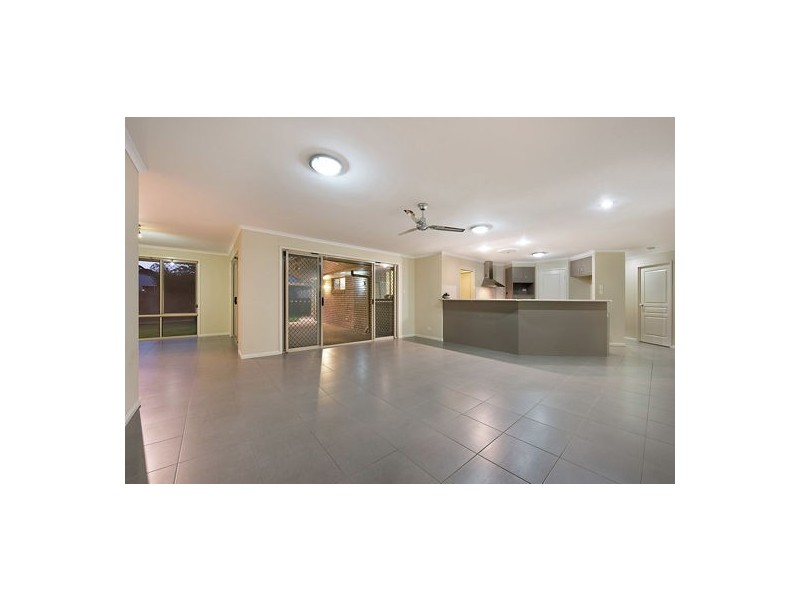 11 Maple Court, Yandina QLD 4561