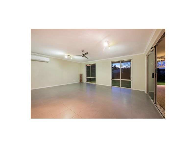 11 Maple Court, Yandina QLD 4561