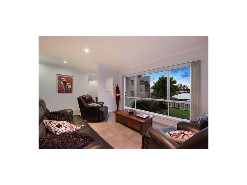 5 Kindal Court, Palmwoods QLD 4555