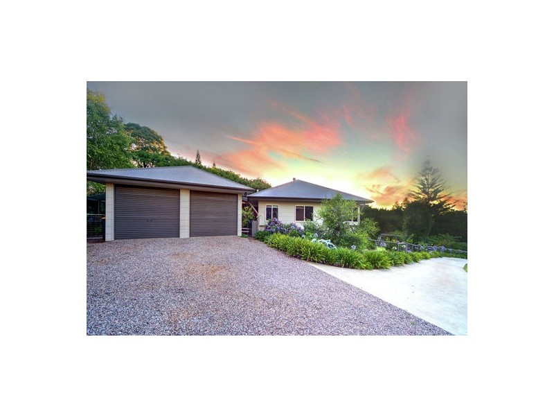 14 Grandview Road, Balmoral Ridge QLD 4552