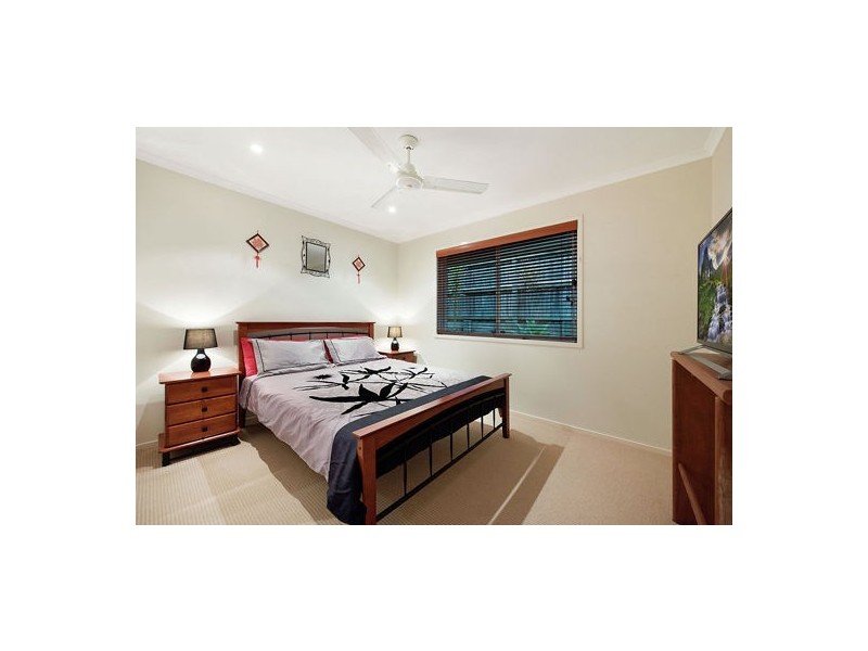 25 Parkwood Place, Palmwoods QLD 4555