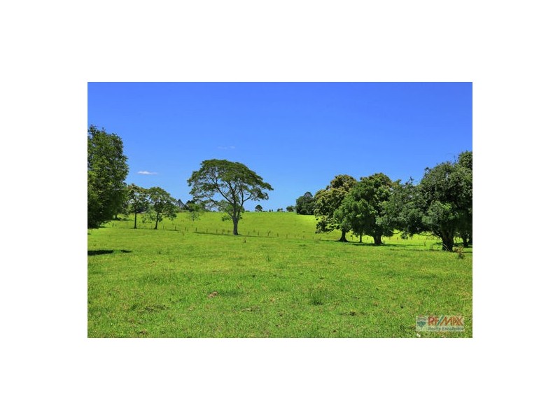 919 Landsborough-Maleny Rd, Maleny QLD 4552