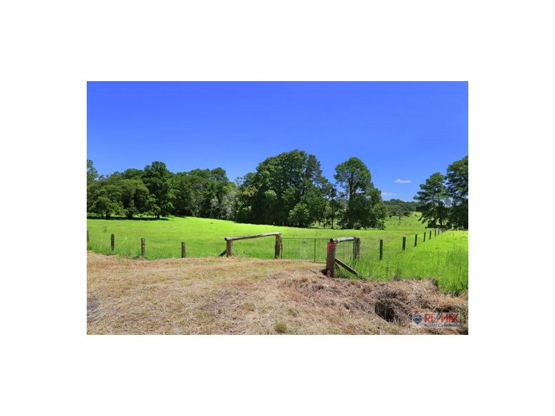 919 Landsborough-Maleny Rd, Maleny QLD 4552