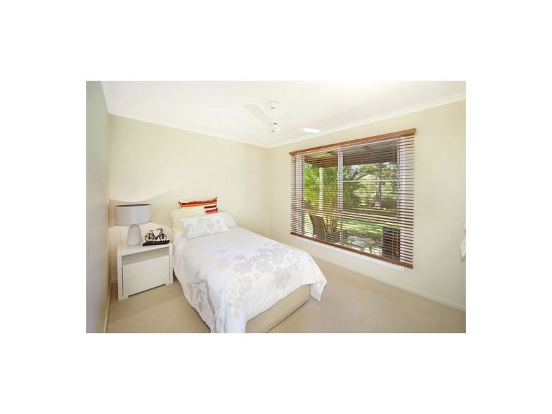 33 Ballantyne Crt, Glenview QLD 4553