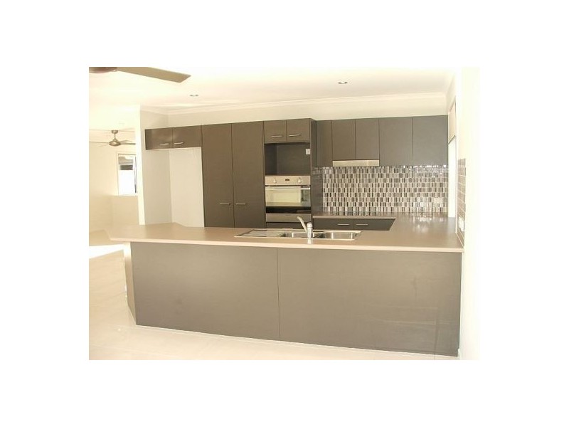 10 Burrows Street, Sippy Downs QLD 4556