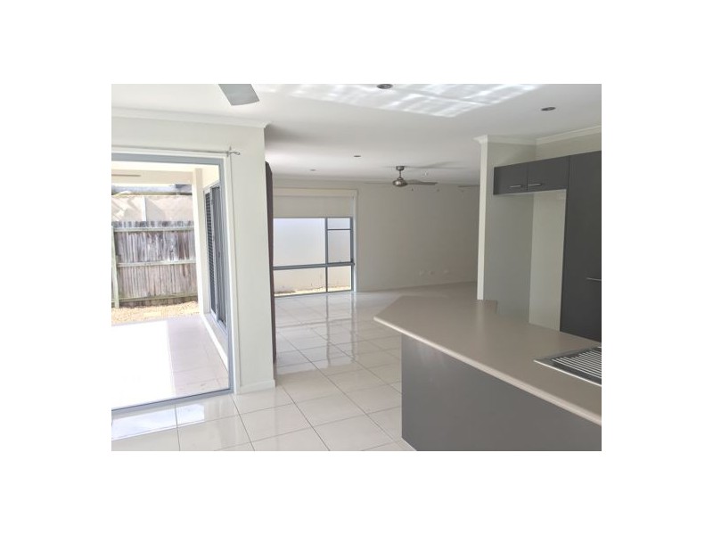 10 Burrows Street, Sippy Downs QLD 4556