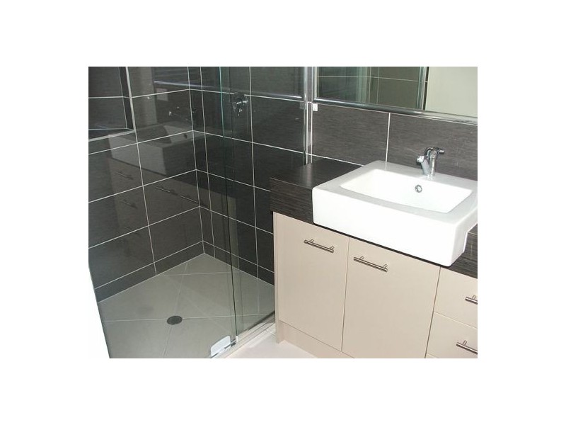 10 Burrows Street, Sippy Downs QLD 4556