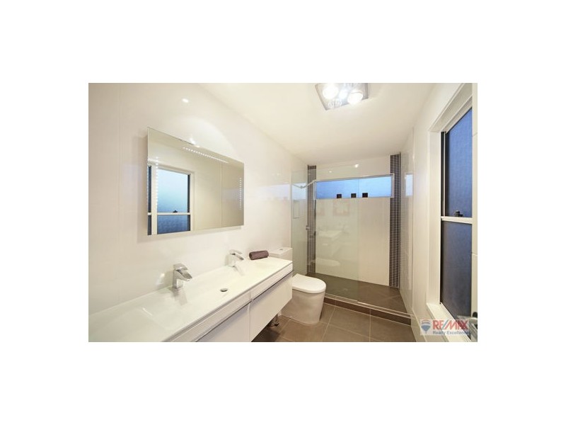 10 Piccabeen Place, Maleny QLD 4552