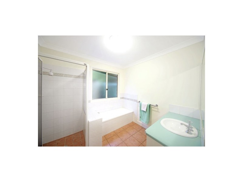 18 Samantha Drive, Bli Bli QLD 4560