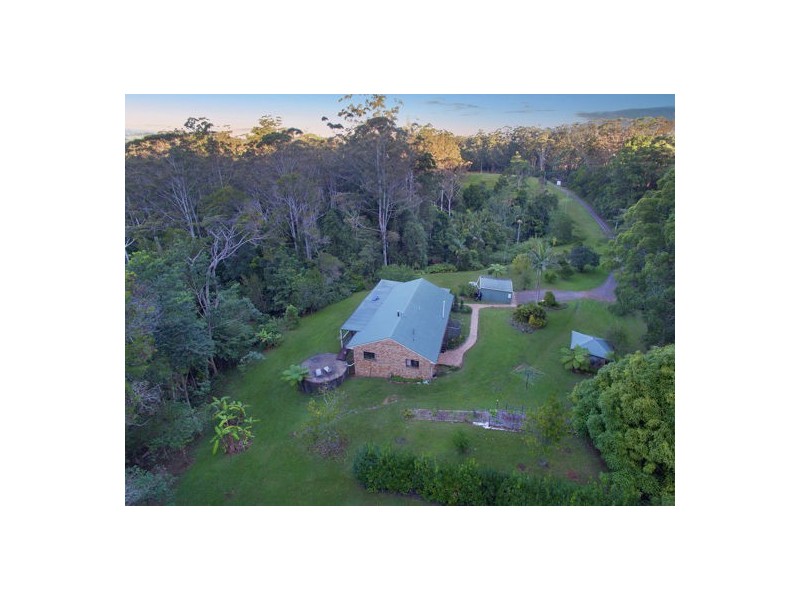 61 College Road, Mapleton QLD 4560