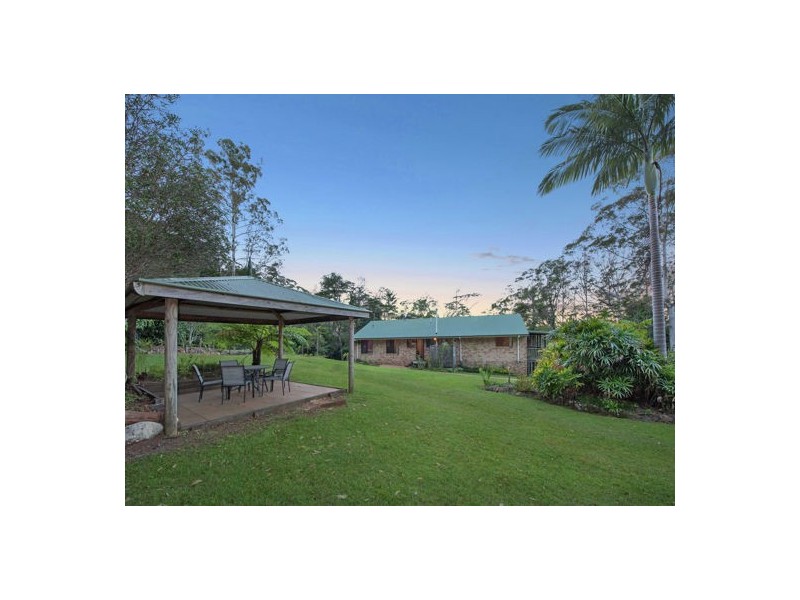61 College Road, Mapleton QLD 4560