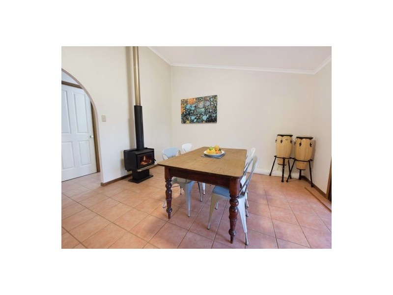 61 College Road, Mapleton QLD 4560