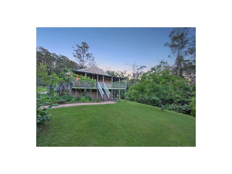61 College Road, Mapleton QLD 4560
