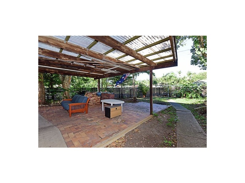 2 Allambie Street, Maroochydore QLD 4558