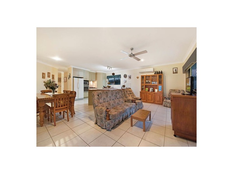 15 Flame Tree Court, Palmwoods QLD 4555