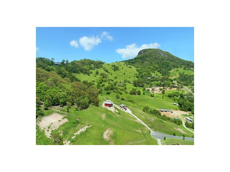 24 Hughes Place, Valdora QLD 4561