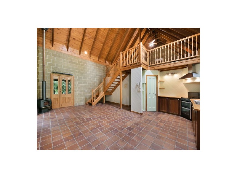 1 Coventry Place, Caboolture QLD 4510