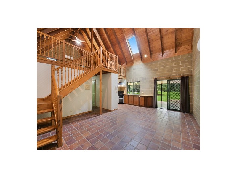 1 Coventry Place, Caboolture QLD 4510