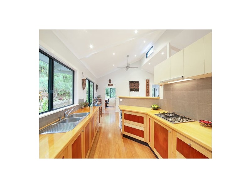 63 Ratcliffe Road, Hunchy QLD 4555