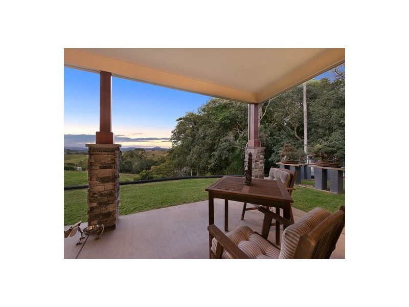 1 Beaumont Court, Dulong QLD 4560