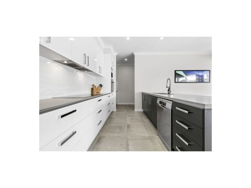 48 Golden Valley Place, Valdora QLD 4561