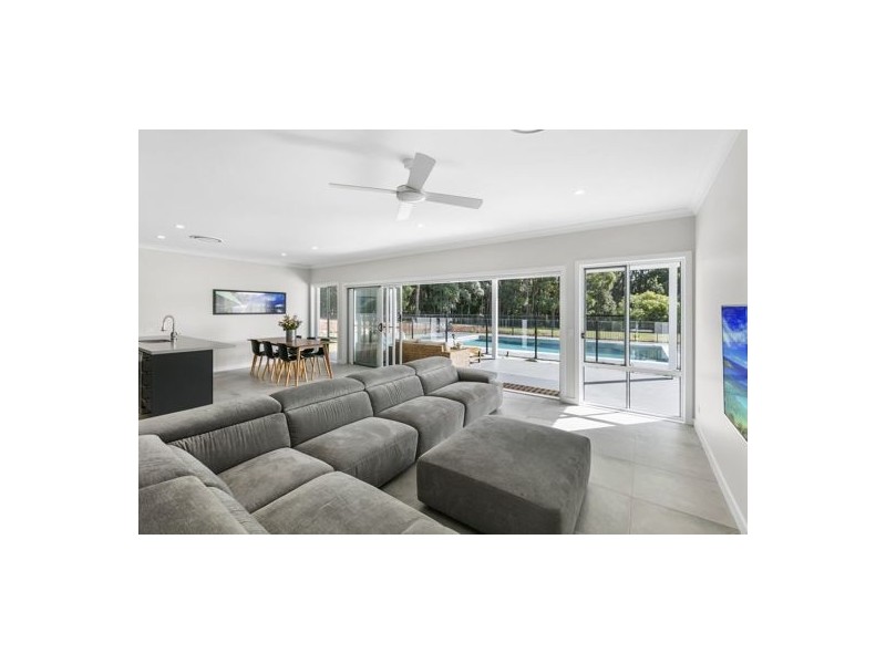 48 Golden Valley Place, Valdora QLD 4561