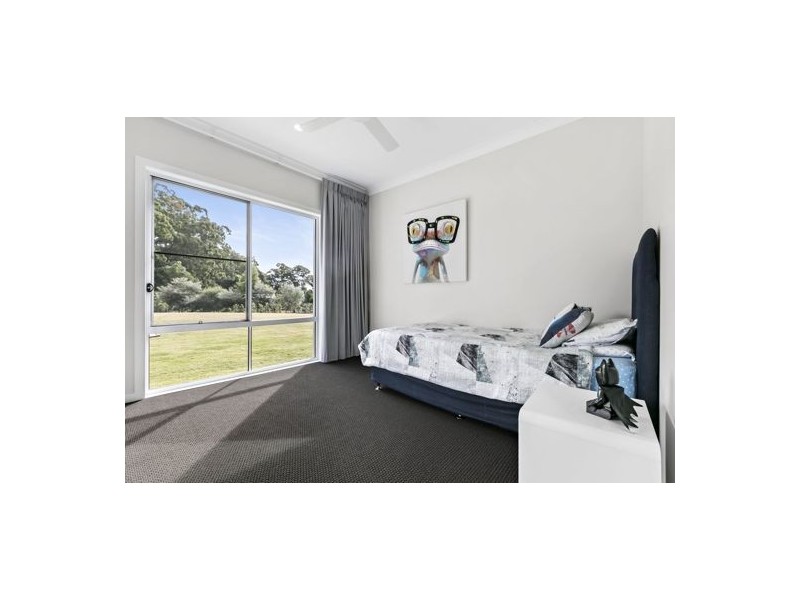 48 Golden Valley Place, Valdora QLD 4561