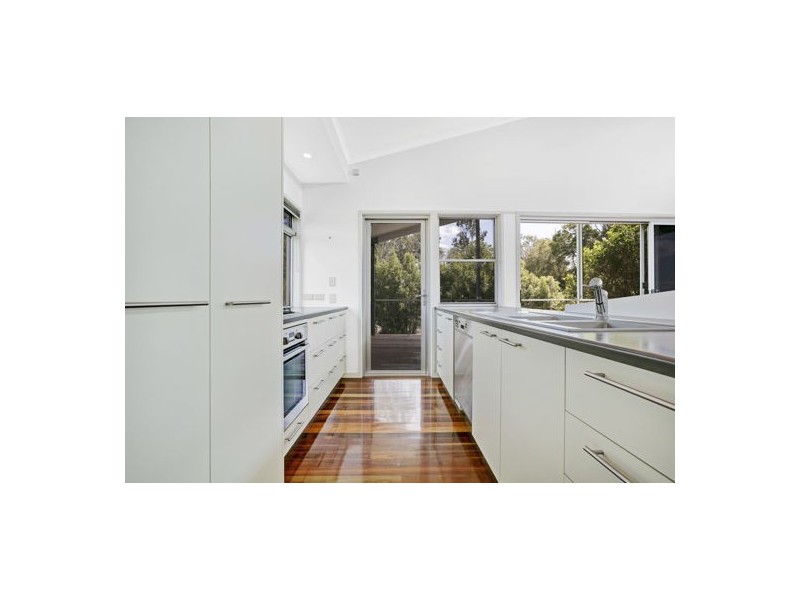 20 Thompson Road, Dulong QLD 4560