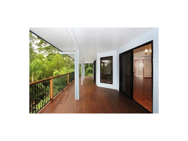 27 Leigha Place, Kureelpa QLD 4560