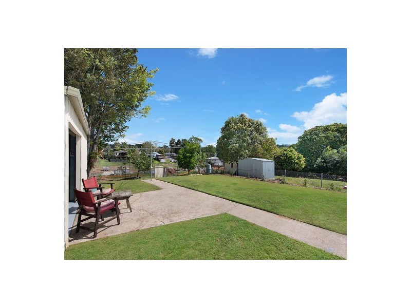 6 Bonney Street, Nambour QLD 4560