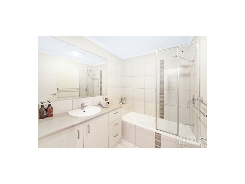 2/1 Gallows Place, Palmwoods QLD 4555