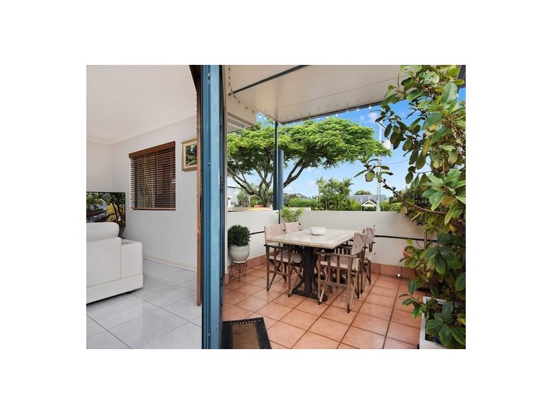 7 143 Burnett St, Buderim QLD 4556