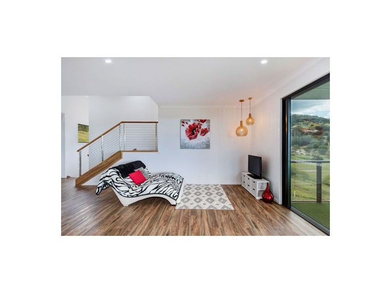 22 Hughes Place, Valdora QLD 4561