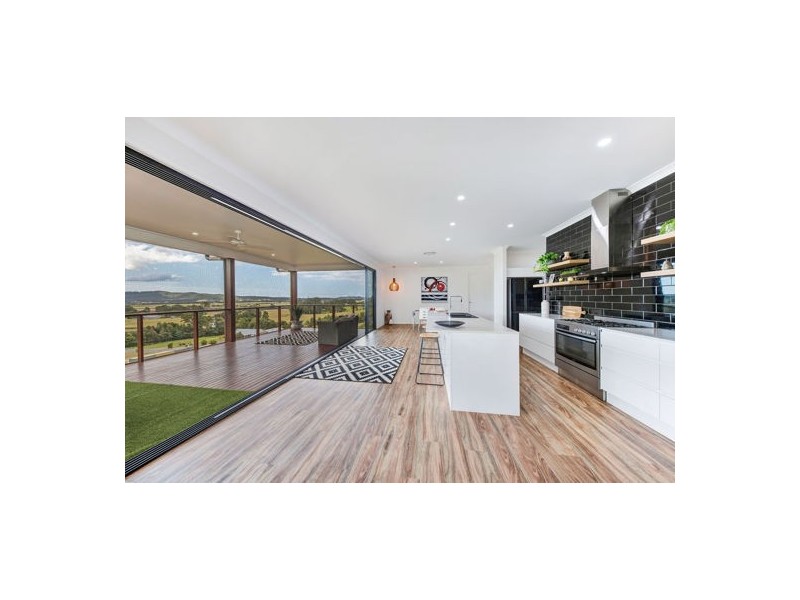 22 Hughes Place, Valdora QLD 4561